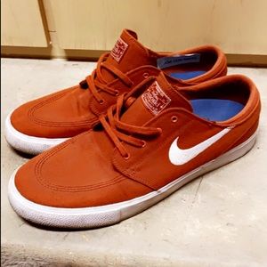 Nike Zoom Skateboarding Sneakers